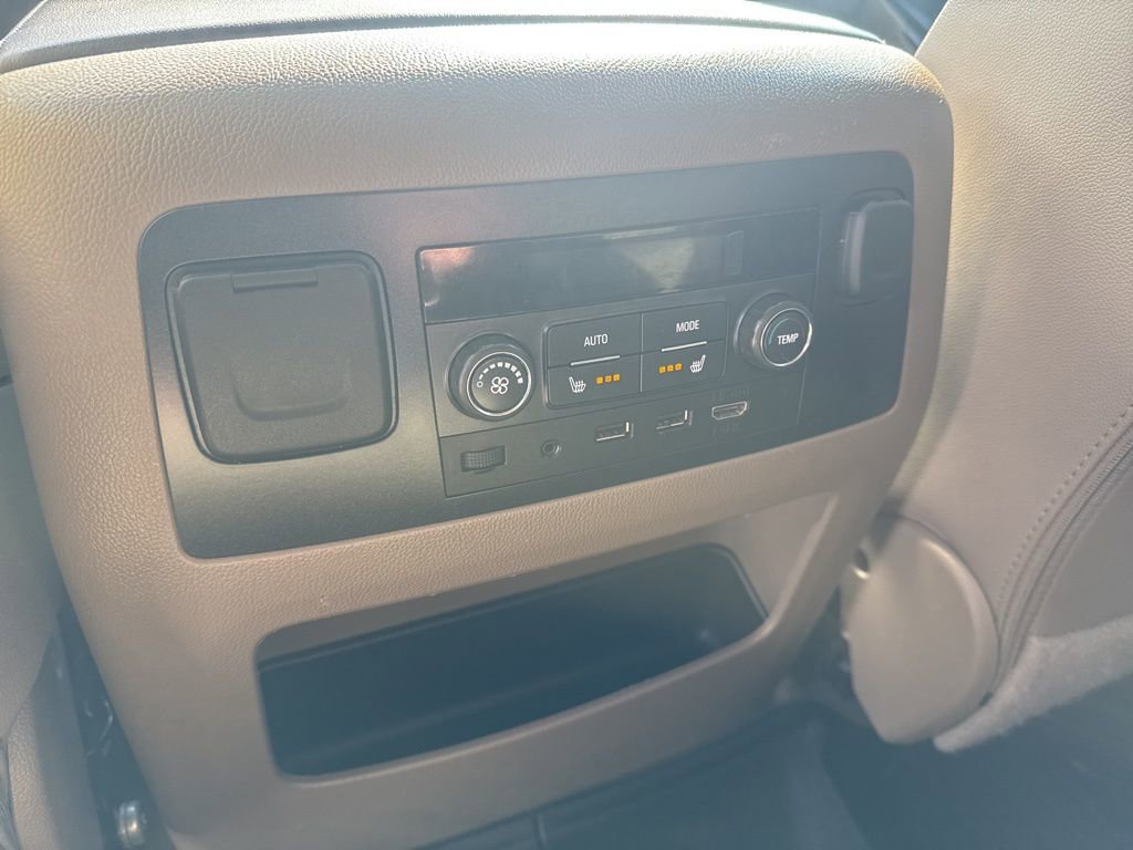 Used 2020 Chevrolet Tahoe LT image 34