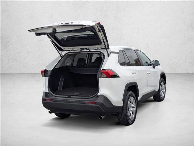Used 2023 Toyota RAV4 LE image 5