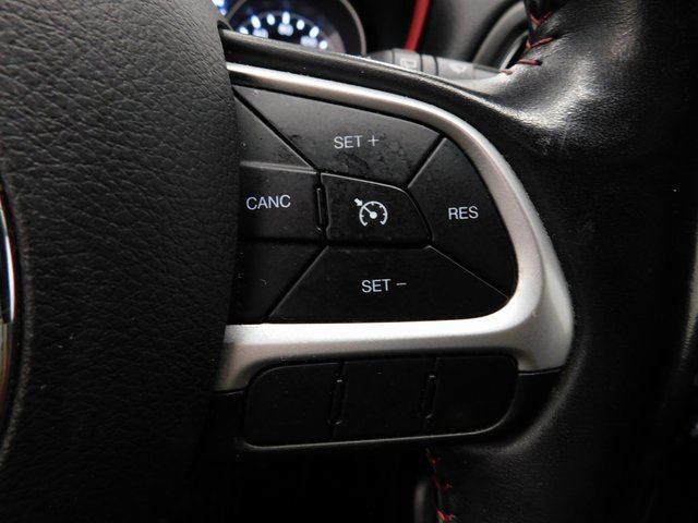 Used 2020 Jeep Compass Trailhawk image 40