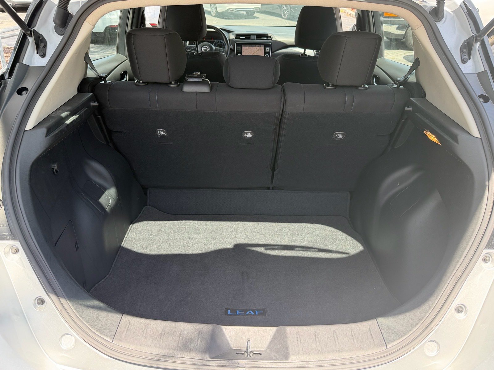 Certified 2024 Nissan Leaf SV Plus FWD image 14