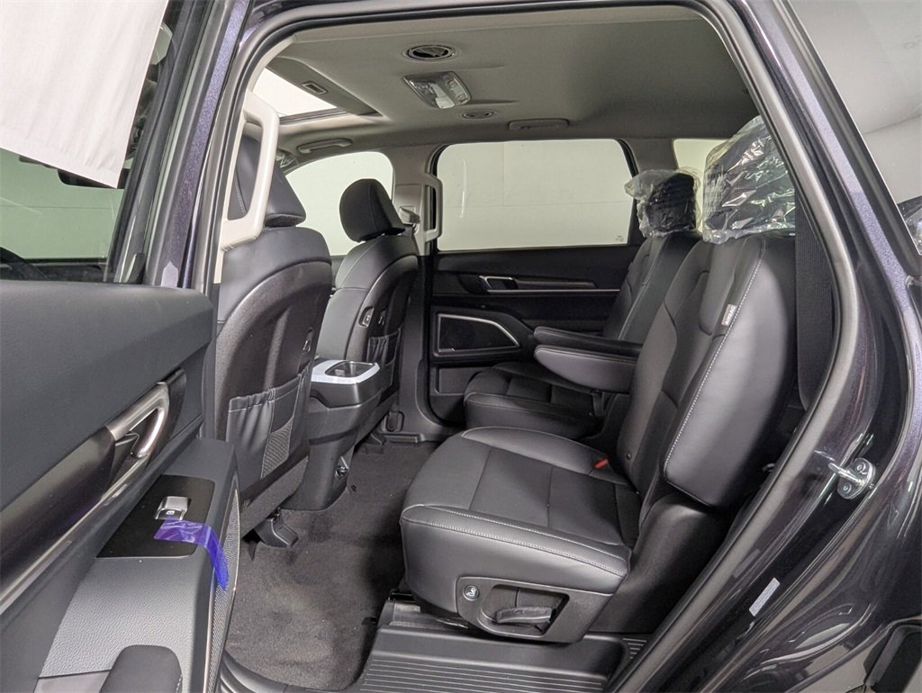 New 2025 Kia Telluride S image 23
