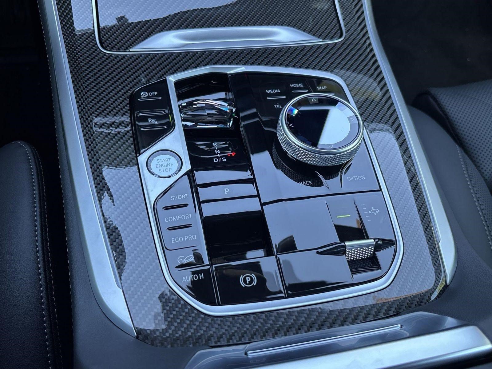 New 2026 BMW X5 M60i AWD/4WD image 17