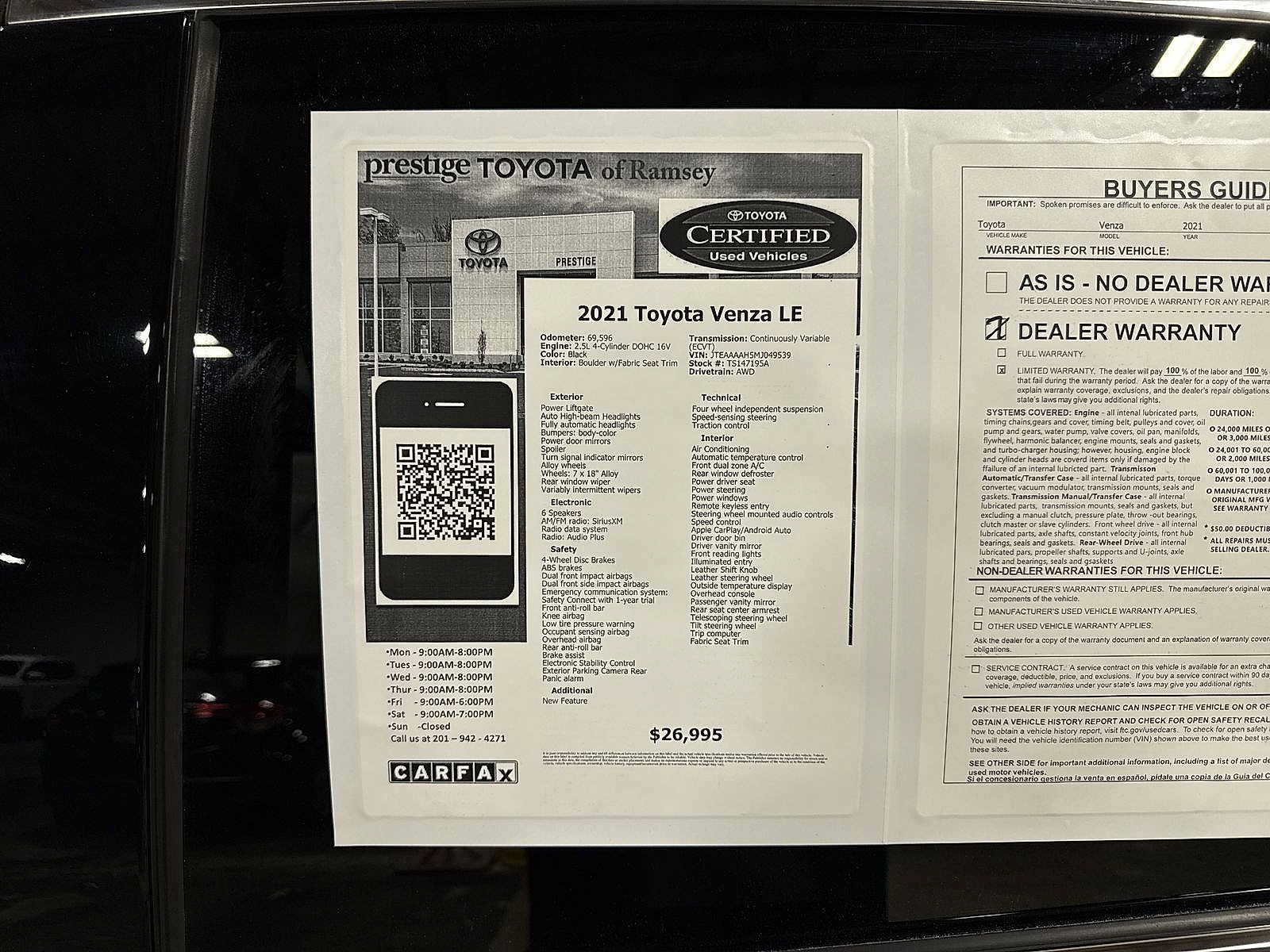 Used 2021 Toyota Venza LE AWD/4WD image 13