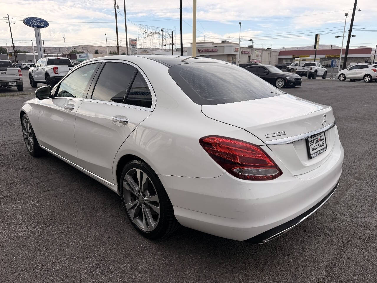 Used 2016 Mercedes-Benz C 300 Sedan image 6