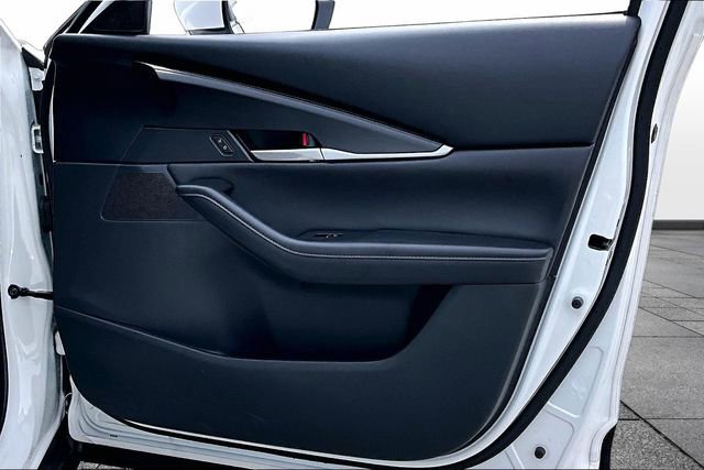 Used 2021 MAZDA CX-30 AWD 2.5 S w/ Select Package image 30