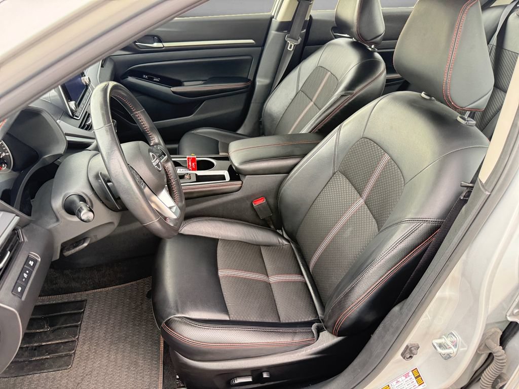 Used 2024 Nissan Altima 2.5 SR FWD image 20