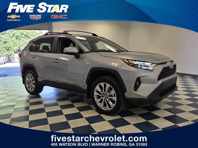 Used 2025 Toyota RAV4 XLE Premium image 1