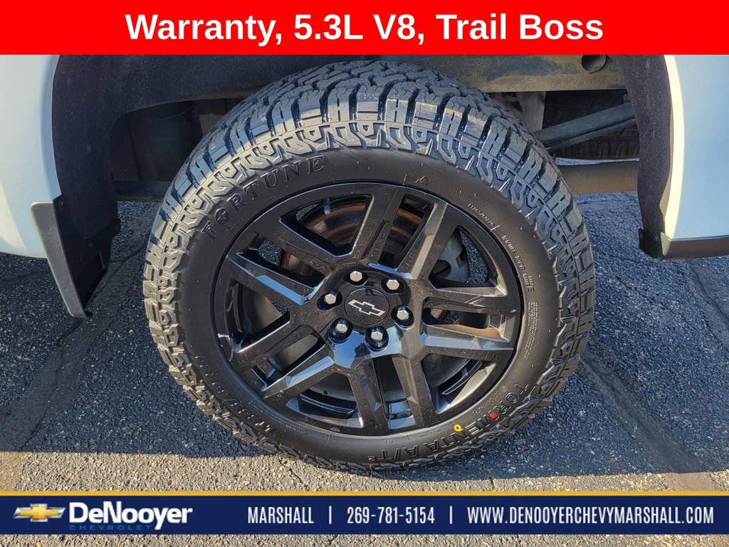 Used 2021 Chevrolet Silverado 1500 LT Trail Boss w/ Bed Protection Package image 5