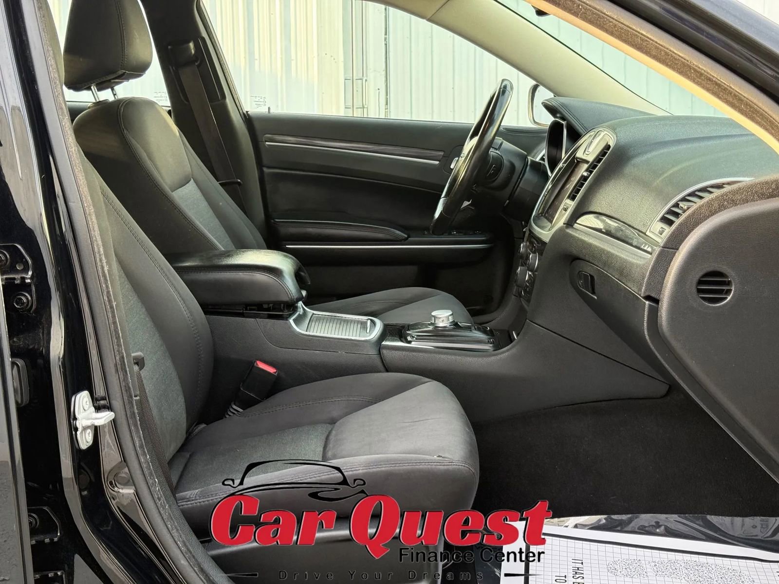 Used 2021 Chrysler 300 Touring w/ Sport Appearance Package RWD image 14