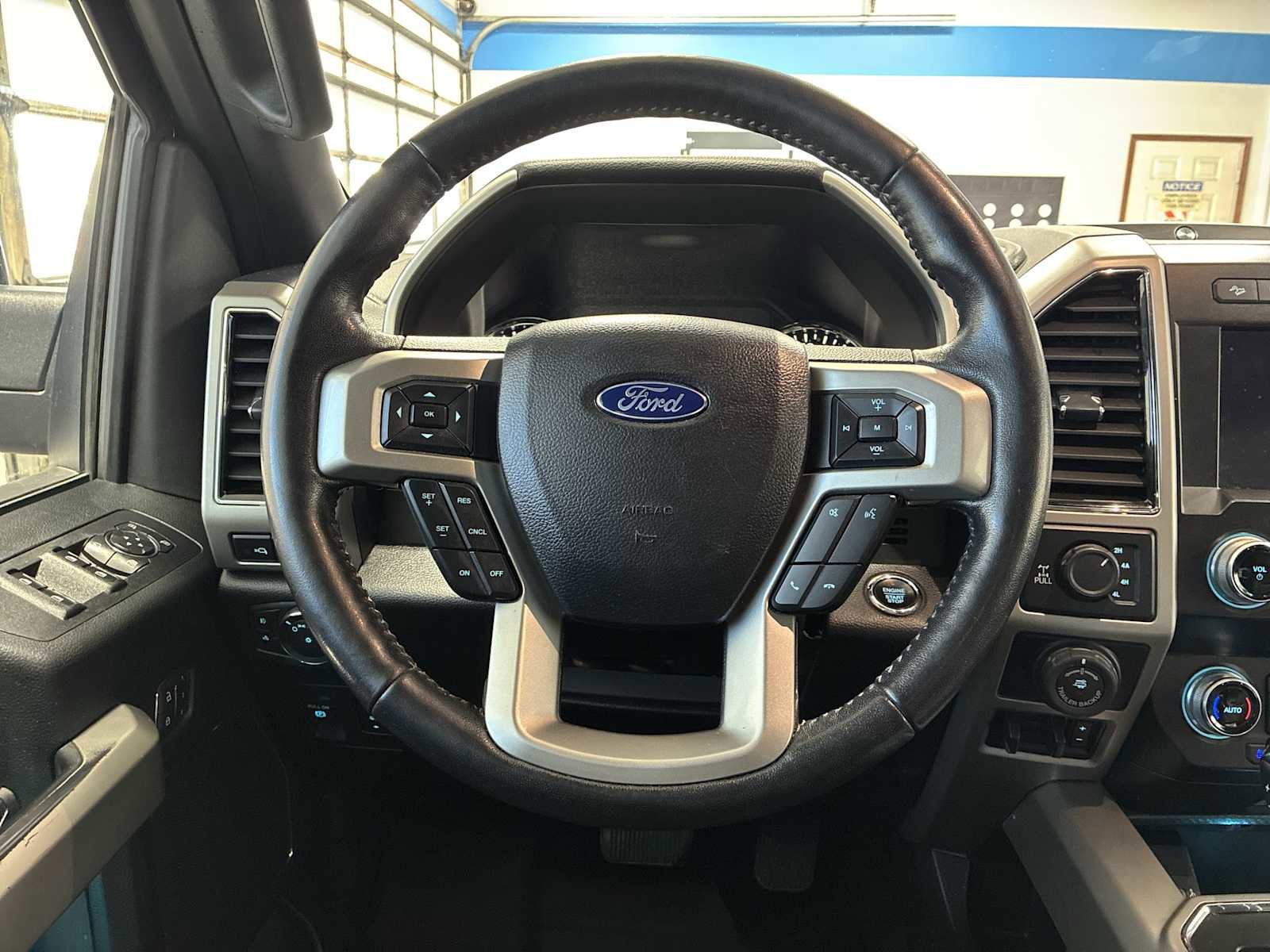 Used 2020 Ford F150 Lariat w/ Equipment Group 502A Luxury image 11