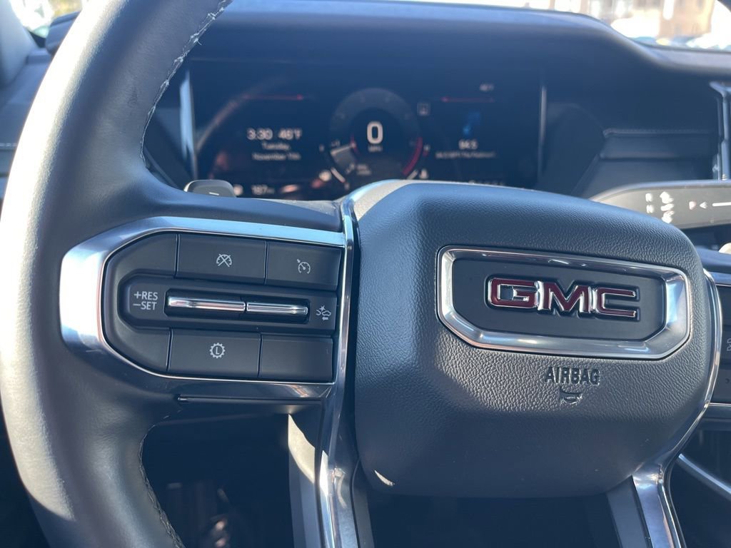 Used 2025 GMC Acadia Elevation FWD image 19