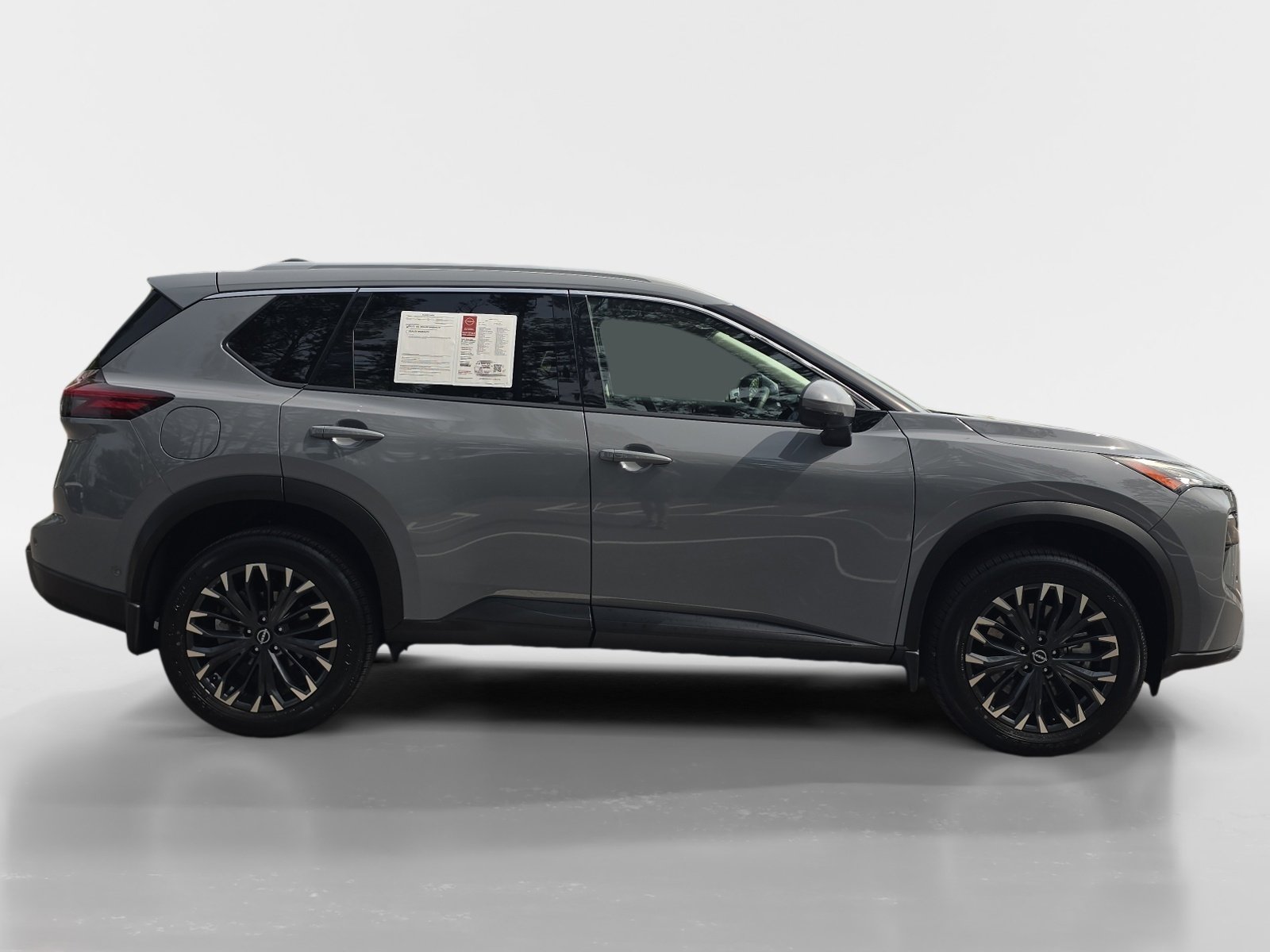 Certified 2025 Nissan Rogue SL w/ Tech Package AWD/4WD image 6