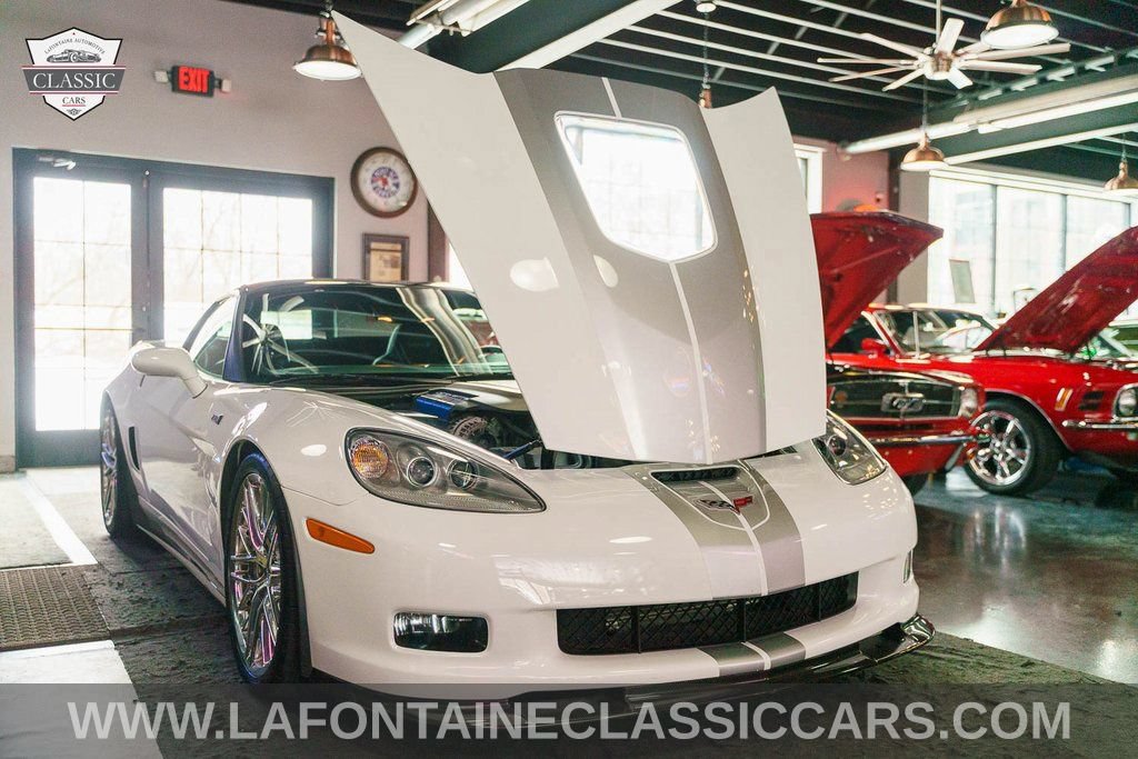 Used 2013 Chevrolet Corvette ZR1 w/ 3ZR Preferred Equipment Group RWD image 32