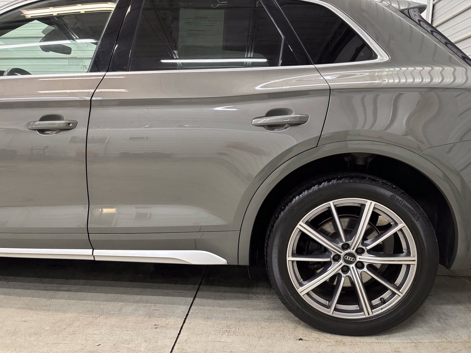 Used 2023 Audi SQ5 Premium w/ Convenience Package AWD/4WD image 8