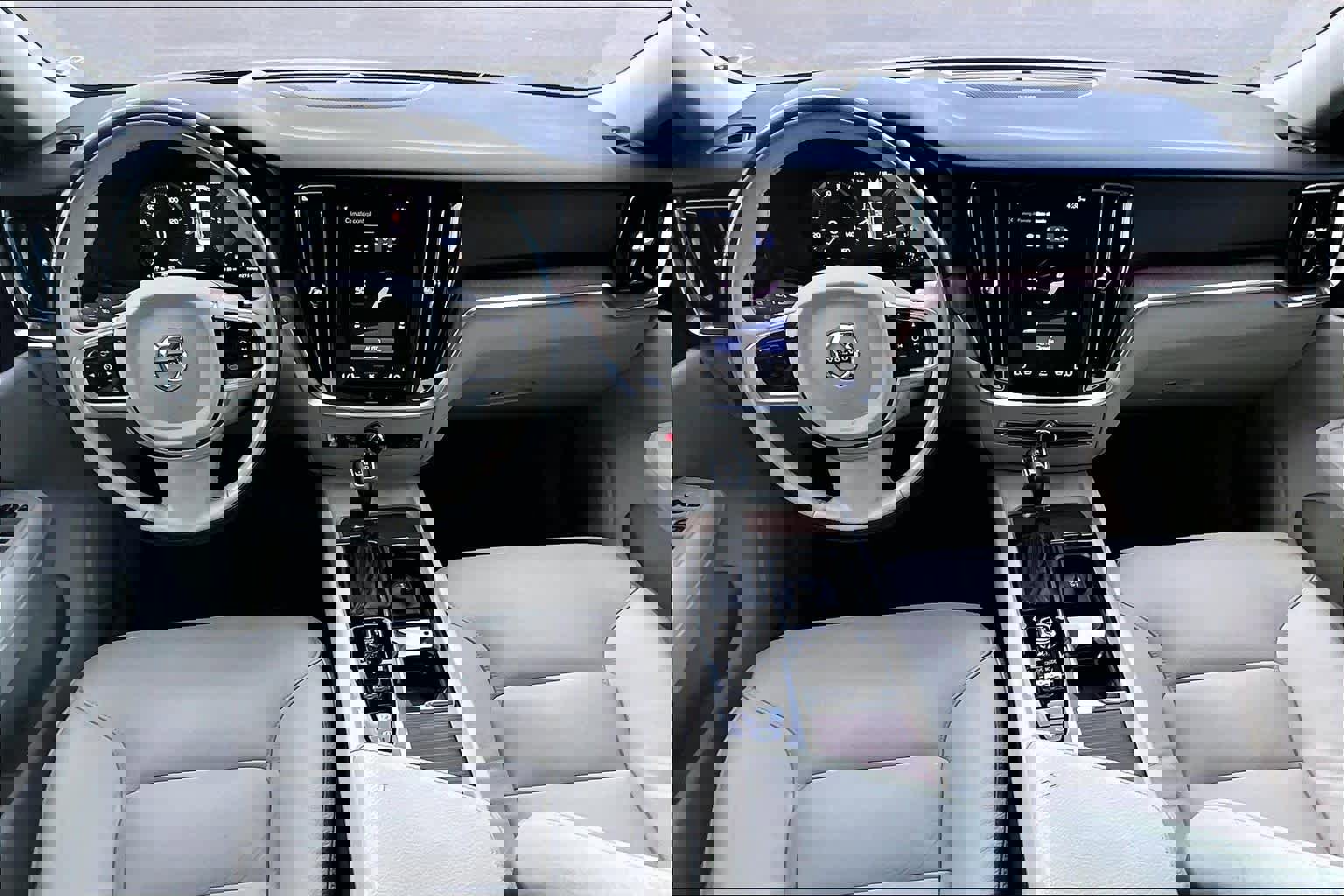 Used 2020 Volvo S60 T5 Momentum image 14