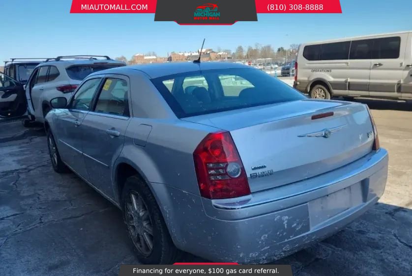 Used 2008 Chrysler 300 Limited w/ Protection Group image 2