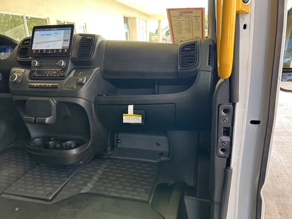 Used 2024 RAM ProMaster 3500 w/ Delivery Van Package FWD image 26