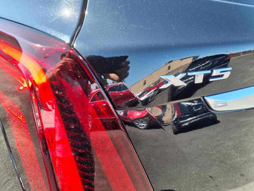 Certified 2023 Cadillac XT5 Premium Luxury image 11