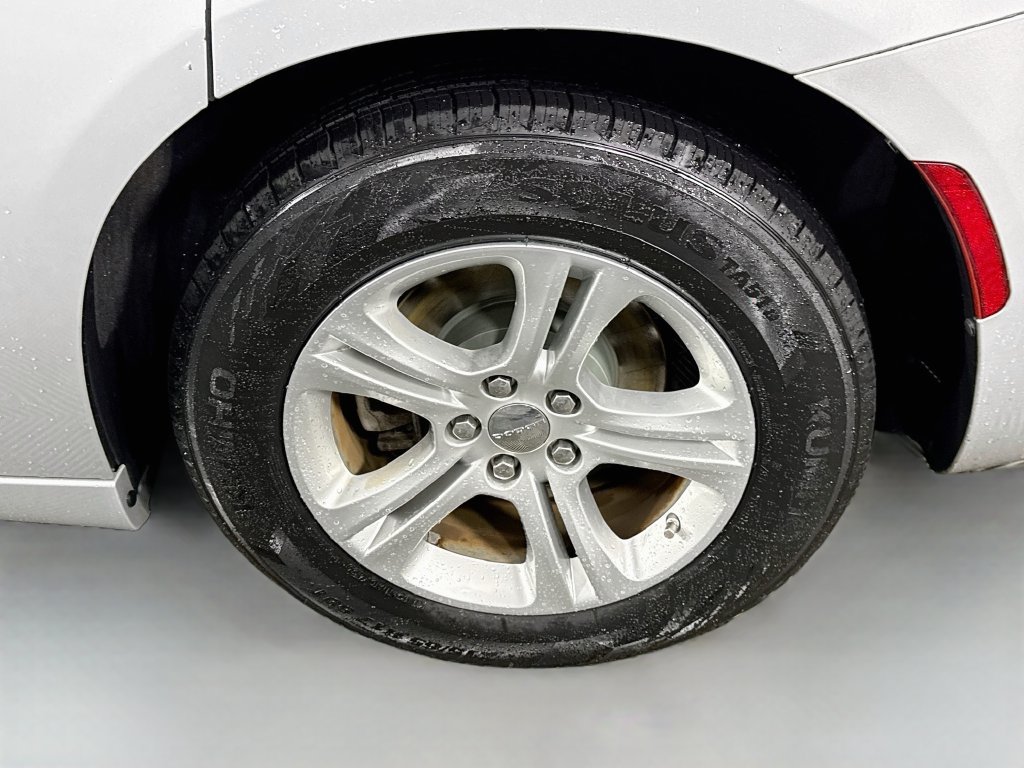 Used 2022 Dodge Charger SXT RWD image 32