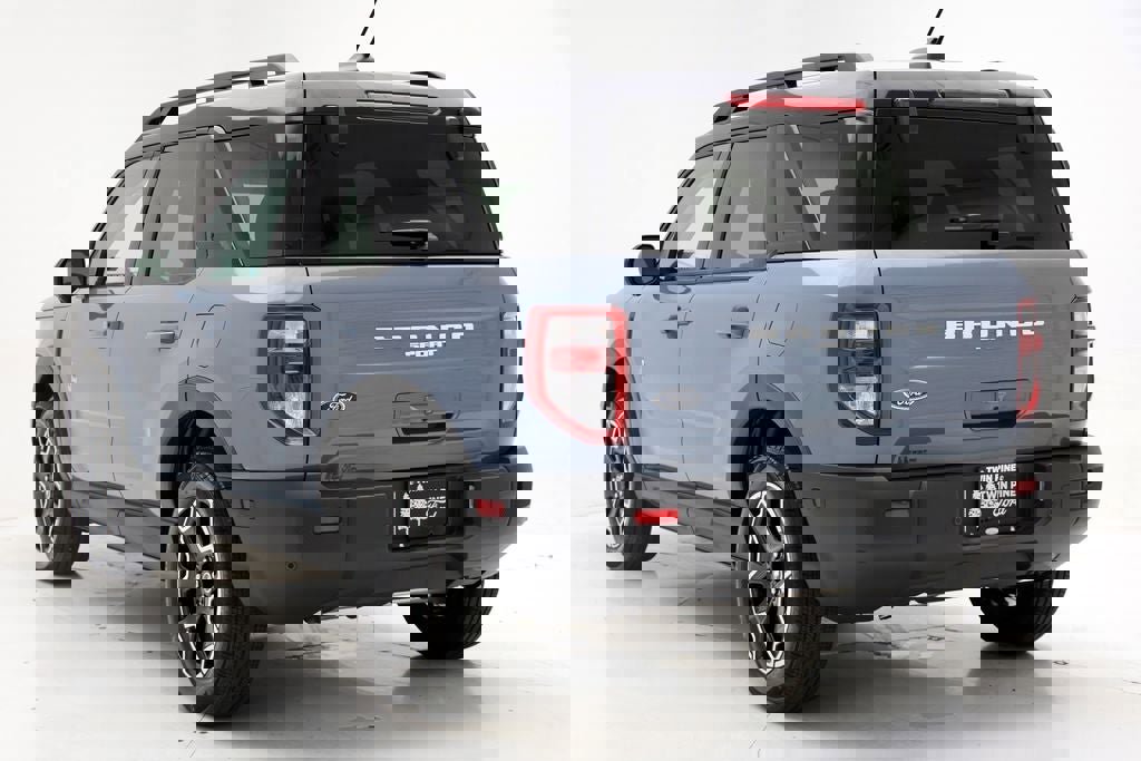 Used 2025 Ford Bronco Sport Outer Banks w/ Outer Banks Tech Package+ image 7