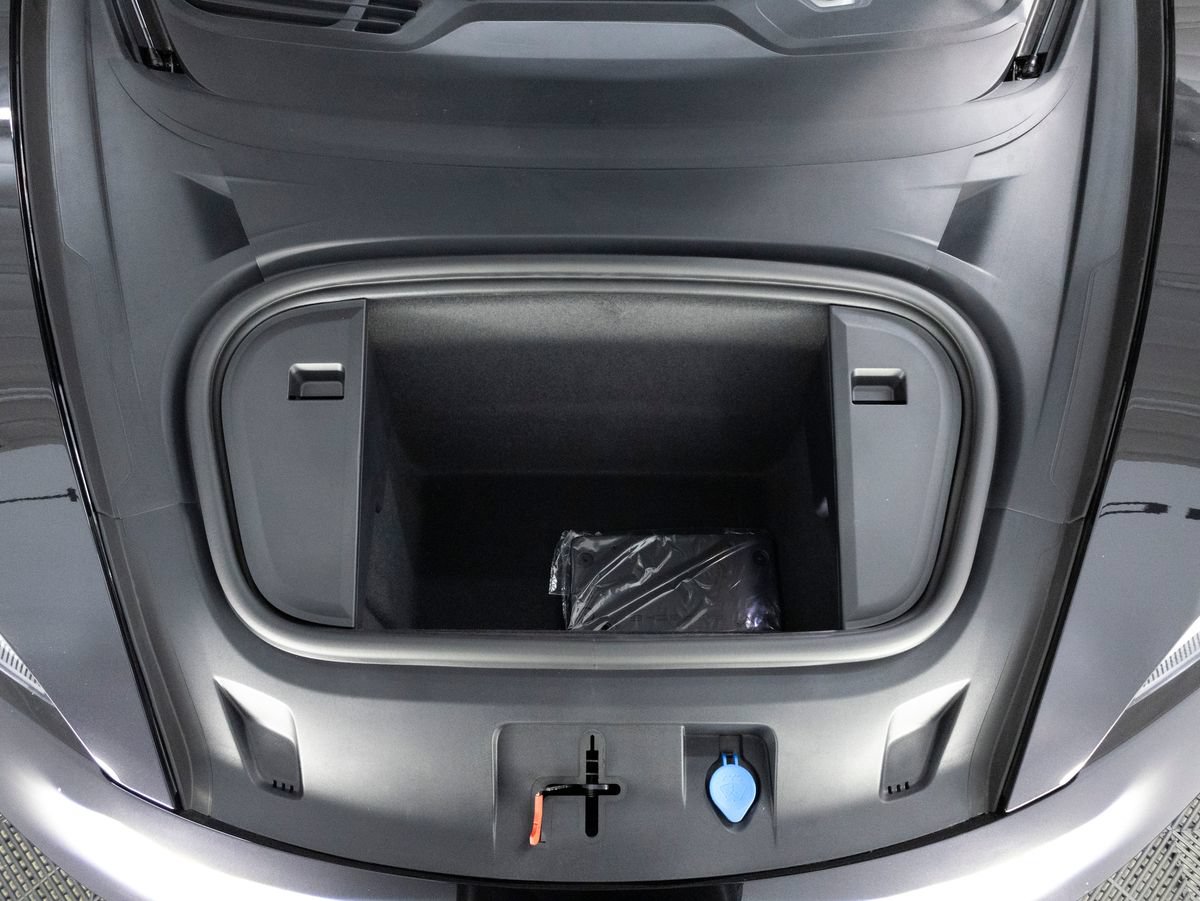 New 2026 Porsche Taycan 4S AWD/4WD image 45