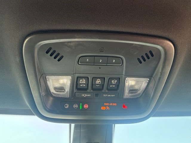 Used 2023 Chevrolet Traverse High Country w/ LPO, Floor Liner Package FWD image 33