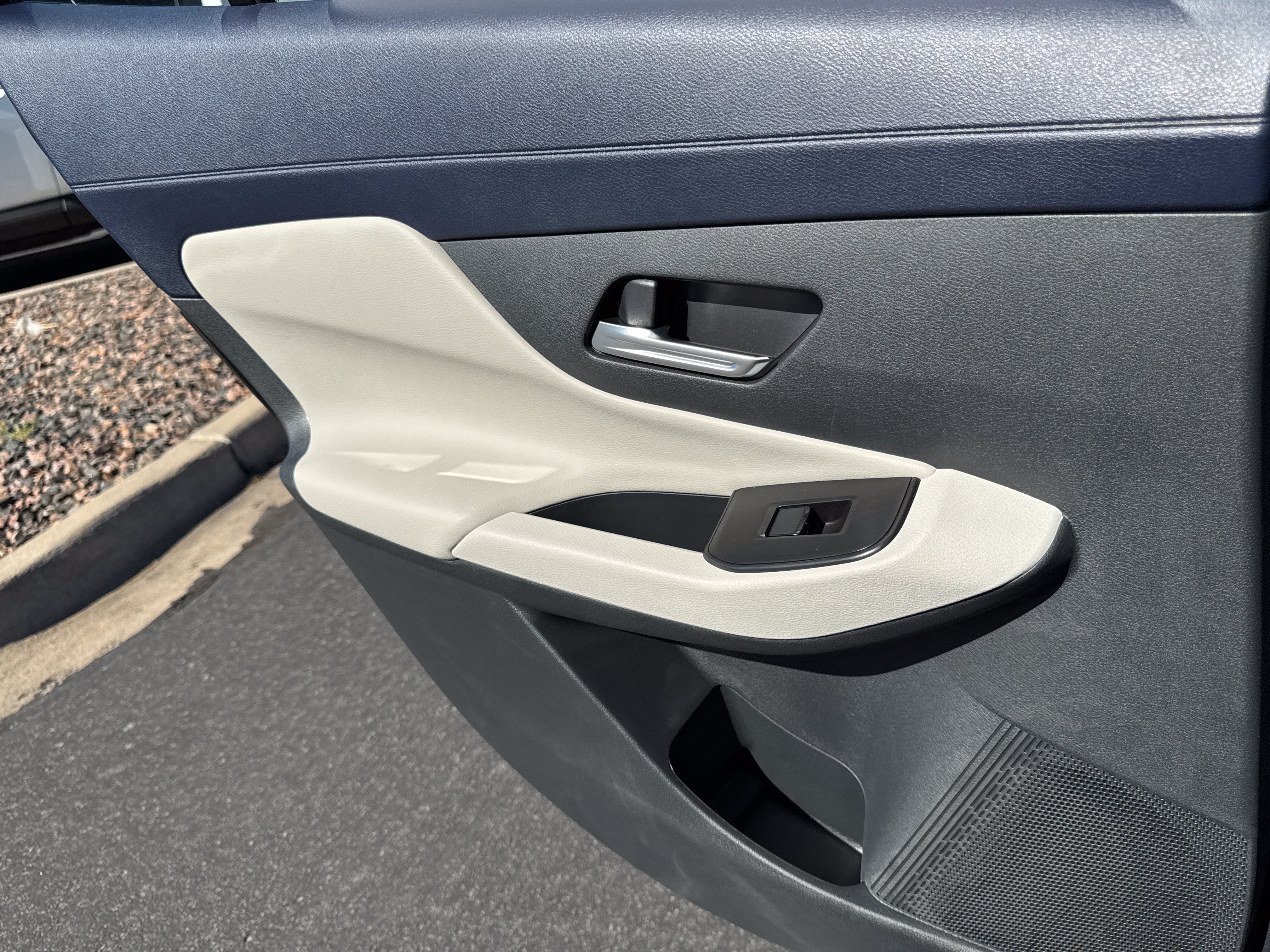 New 2026 Nissan Sentra SL w/ Floor Mat Package FWD image 14