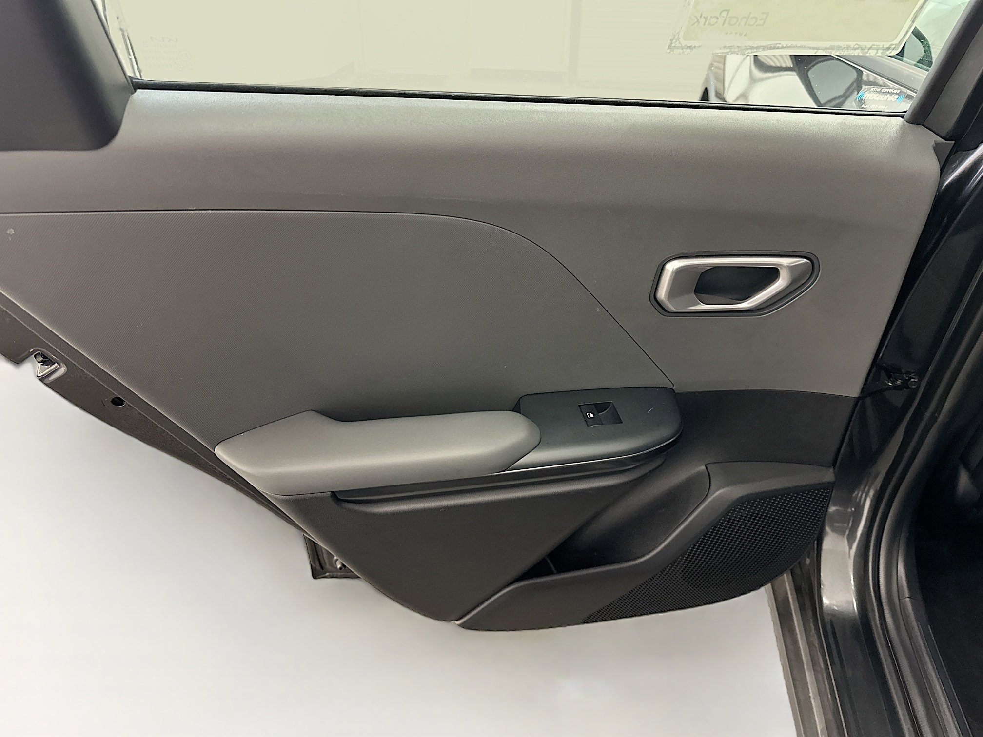 Used 2025 Kia K4 FWD image 26