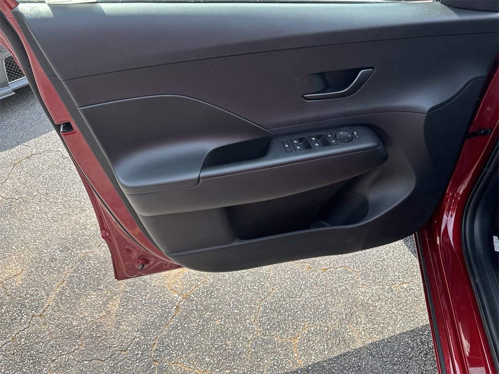 New 2025 Hyundai Kona SEL image 10