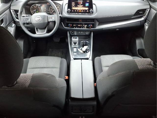 Certified 2026 Nissan Rogue SV FWD image 11