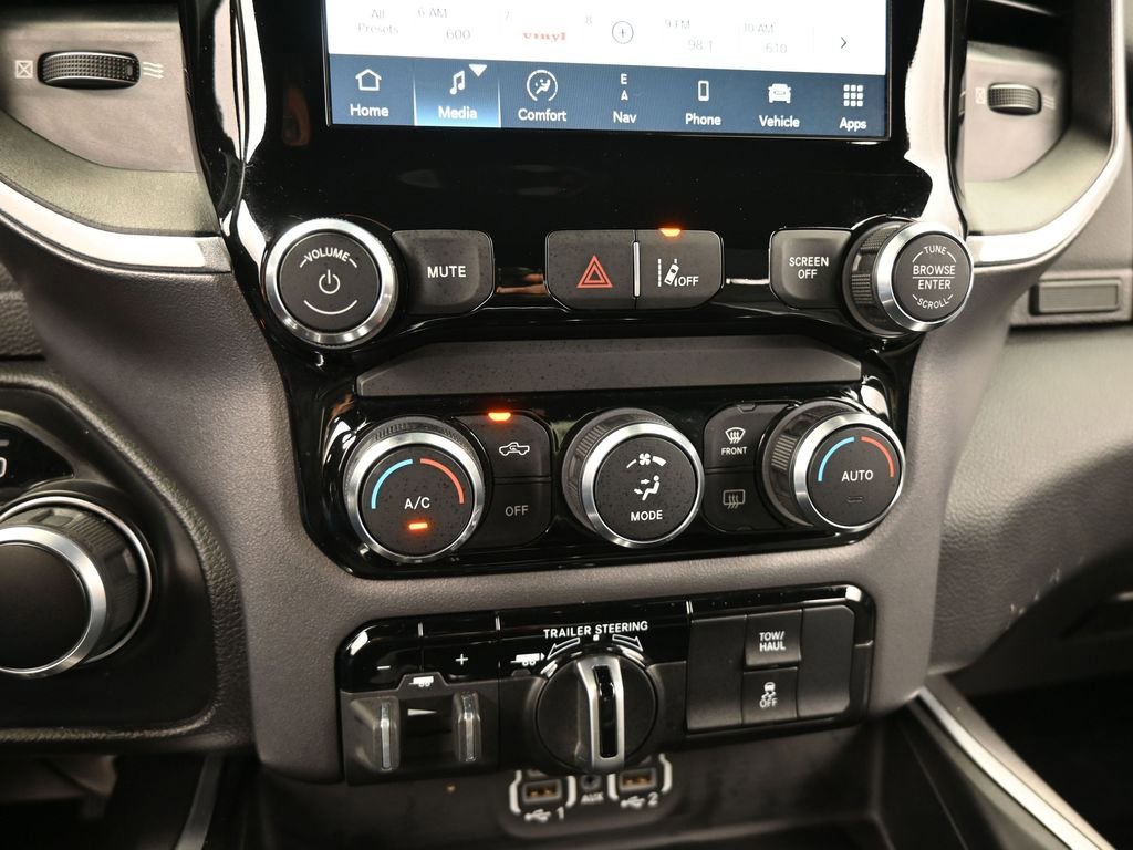 Used 2022 RAM 1500 Big Horn w/ Trailer Tow Group image 25