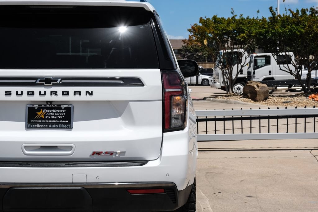 Used 2022 Chevrolet Suburban RST w/ Luxury Package RWD image 53