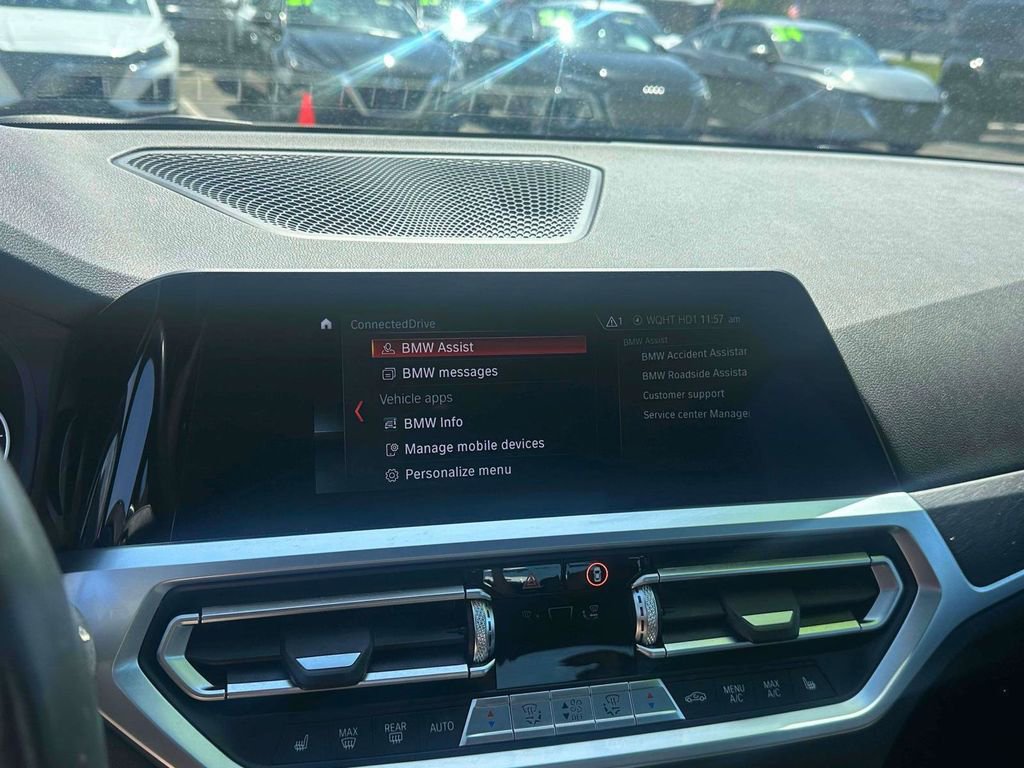 Used 2020 BMW 330i xDrive Sedan w/ Convenience Package AWD/4WD image 27