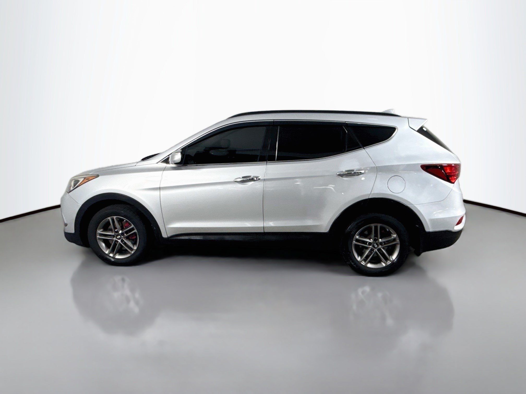 Used 2018 Hyundai Santa Fe Sport w/ 2.4L Value Package 02 FWD image 6