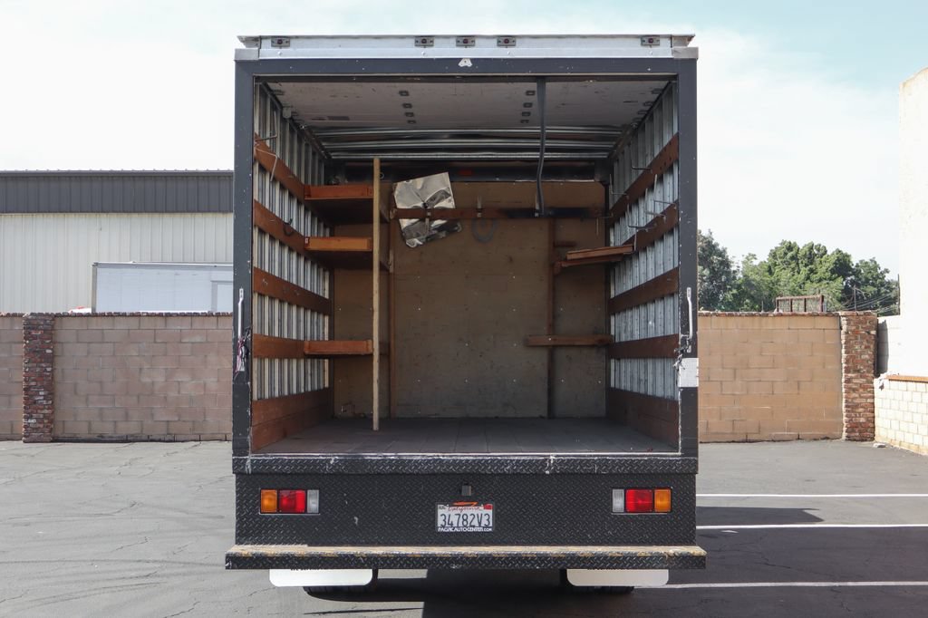 Used 2024 Isuzu NPR RWD image 7