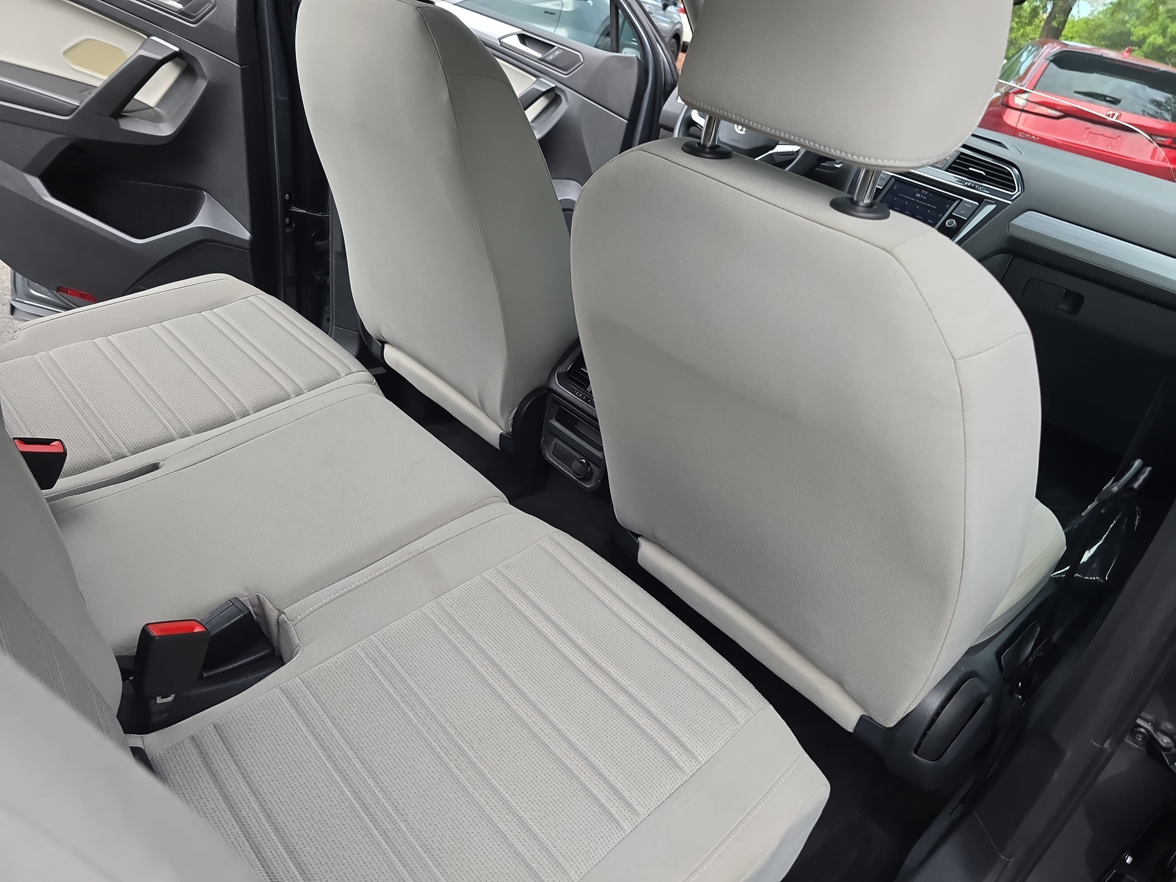Used 2022 Volkswagen Tiguan S FWD image 11