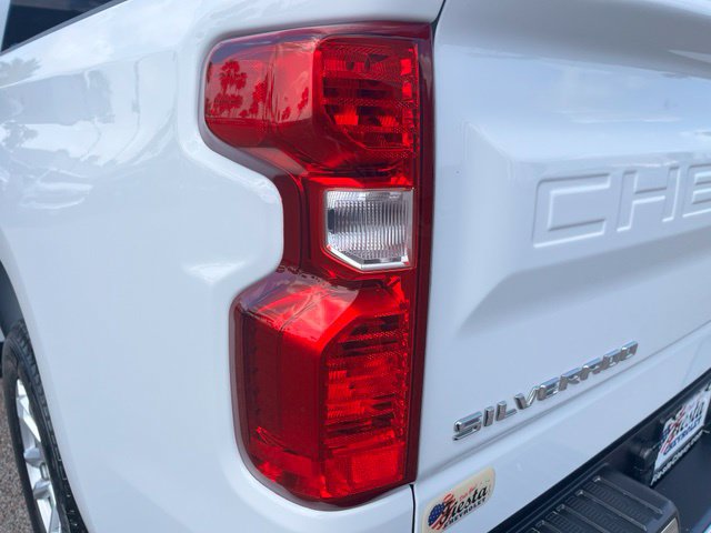 Used 2025 Chevrolet Silverado 1500 LT RWD image 7