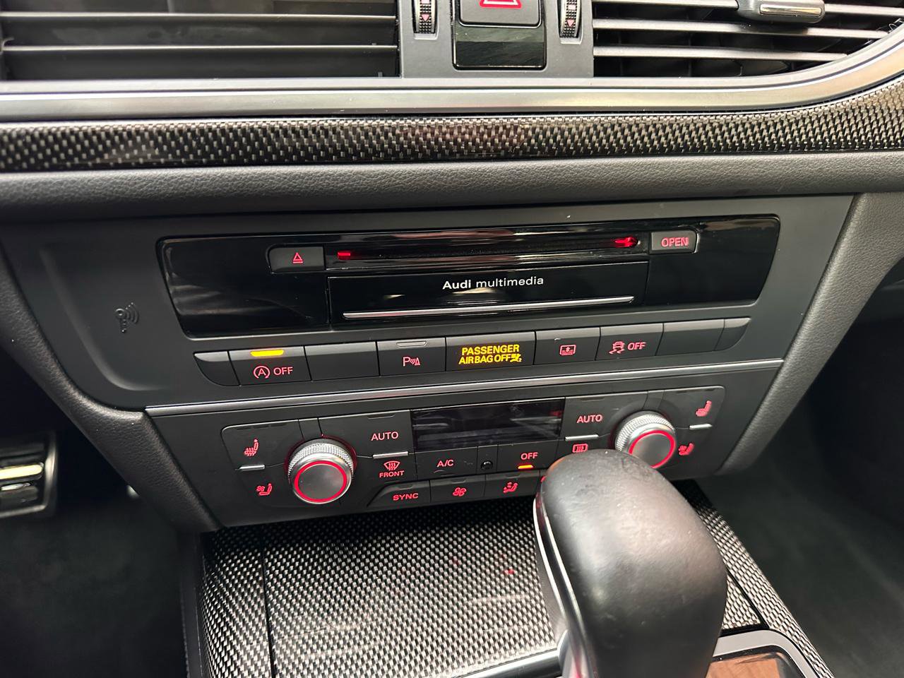 Used 2016 Audi S6 Prestige w/ Prestige Package image 34