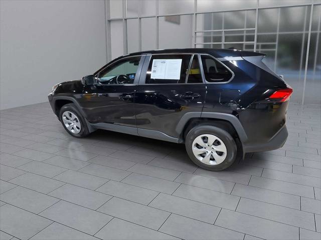 Certified 2022 Toyota RAV4 LE image 6