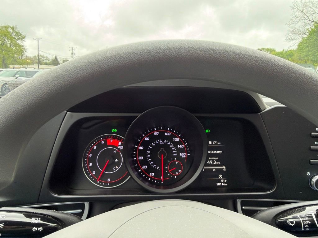 Certified 2023 Hyundai Elantra SE FWD image 33