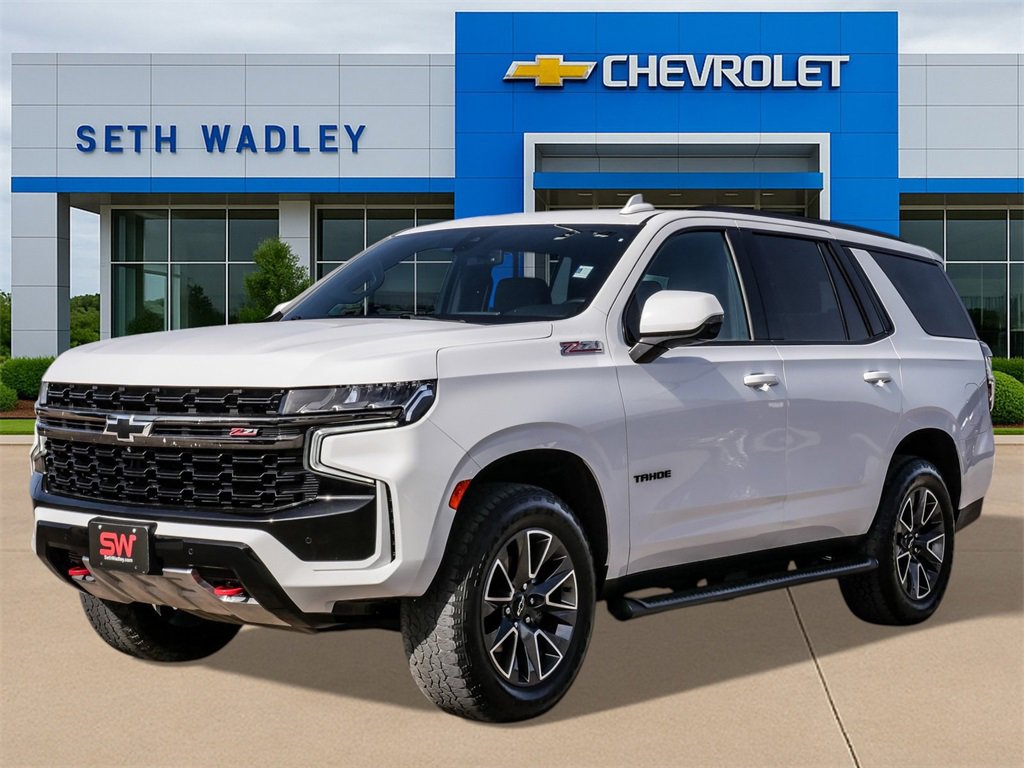 Used 2021 Chevrolet Tahoe Z71 w/ Luxury Package image 3