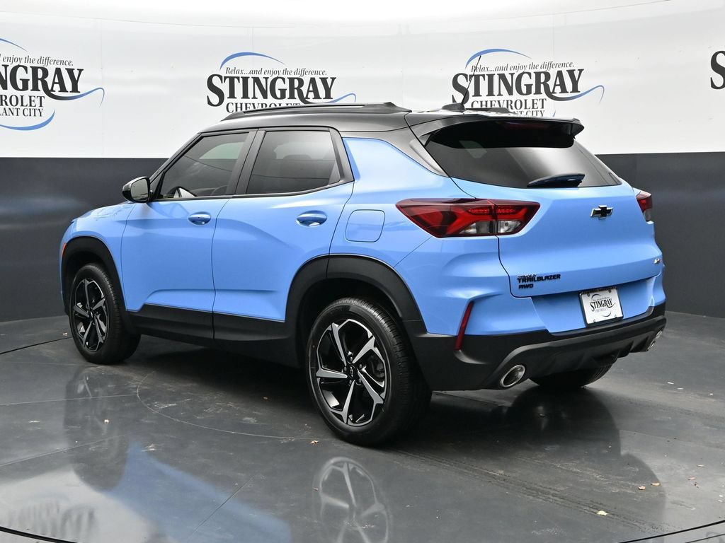 Used 2023 Chevrolet TrailBlazer RS w/ Sun and Liftgate Package AWD/4WD image 5