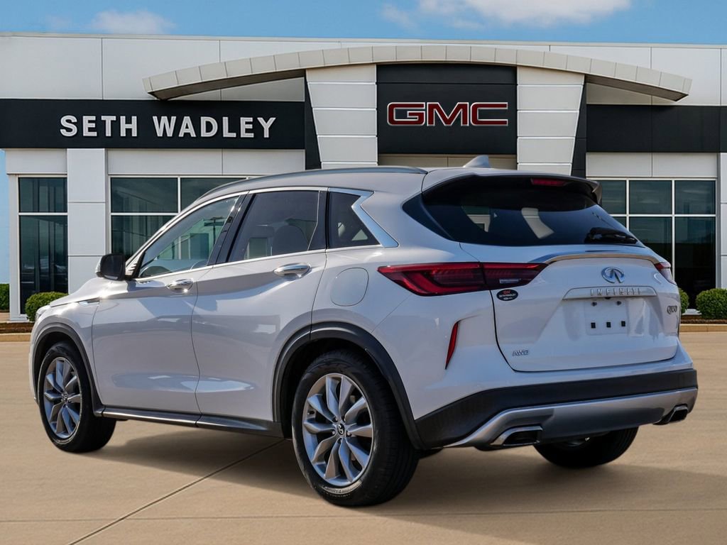 Used 2019 INFINITI QX50 Luxe w/ Navigation Package image 5