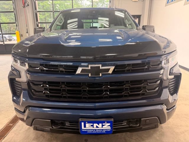 Used 2022 Chevrolet Silverado 1500 RST AWD/4WD image 3