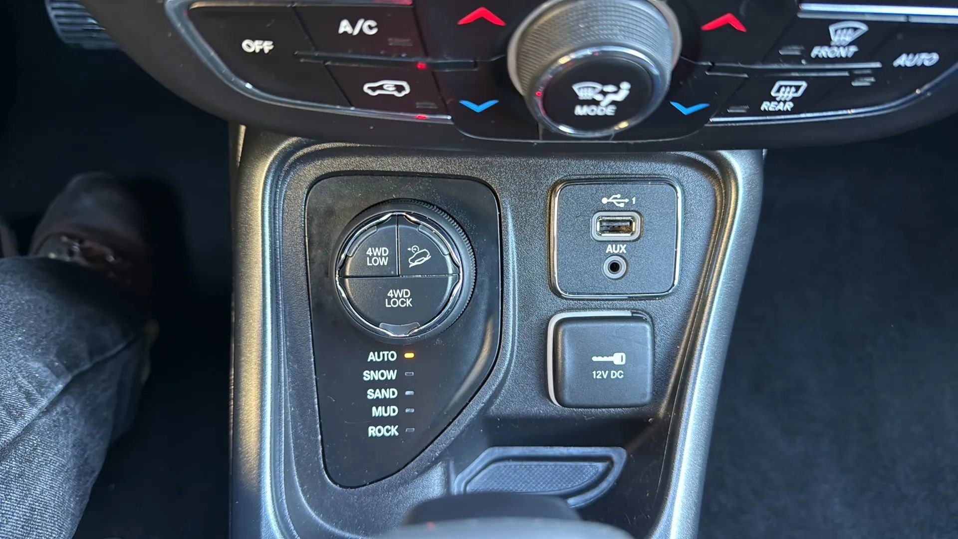 Used 2019 Jeep Compass Trailhawk image 19