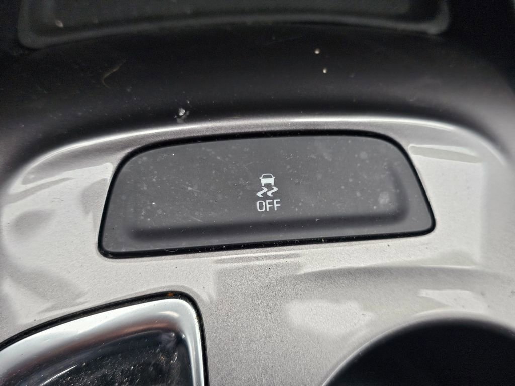 Used 2023 Chevrolet Malibu LS image 24