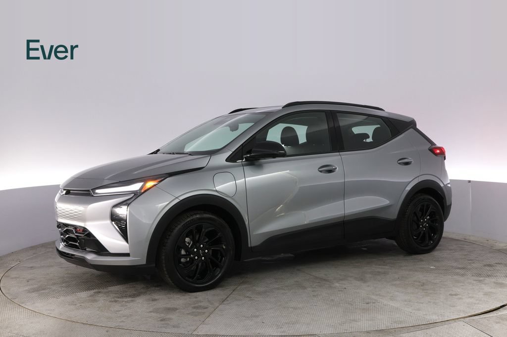 Used 2027 Chevrolet Bolt RS w/ Technology Package FWD image 18