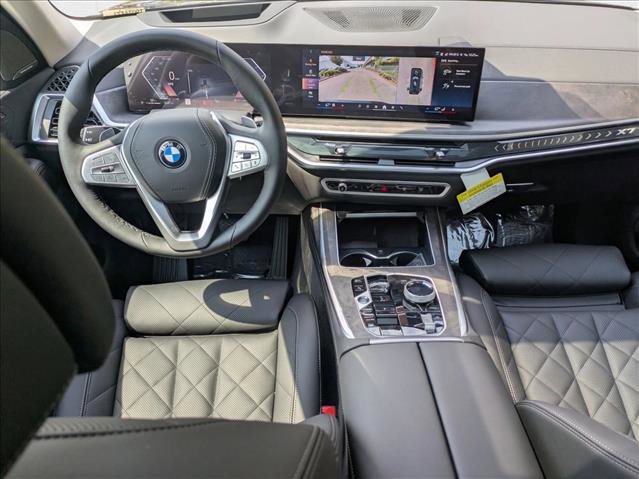 Used 2026 BMW X7 xDrive40i image 16