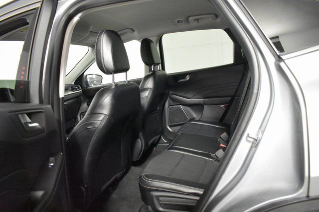 Used 2022 Ford Escape Titanium w/ Class II Trailer Tow Package image 30