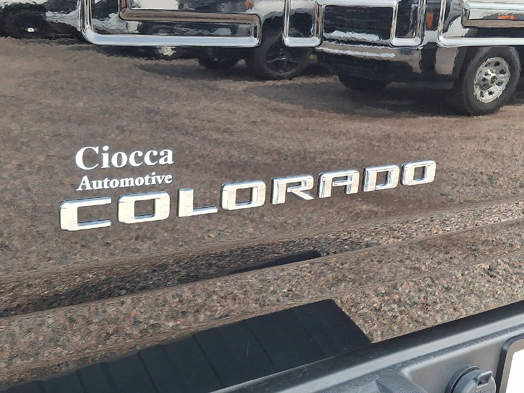 Used 2022 Chevrolet Colorado ZR2 AWD/4WD image 32